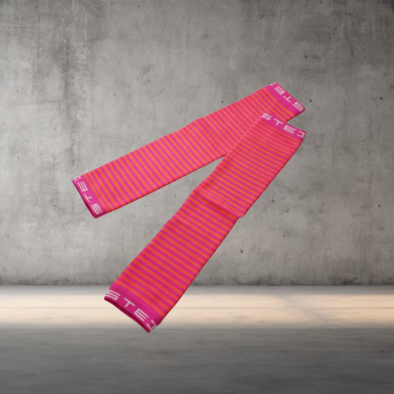 Steigen Pink Stripe Arm Socks