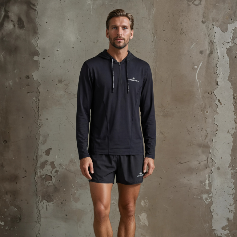 Men’s Long Sleeve Hooded Quarter Zip Top